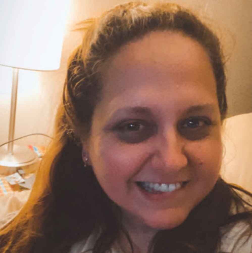 Meet your Posher, Laura